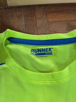 Camiseta Real Madrid Fundación RUNNEK Amarilla