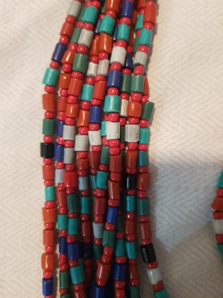 Collar étnico multicolor