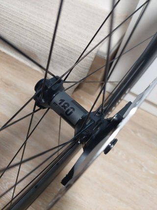 Ruedas DT Swiss ARC Carbono