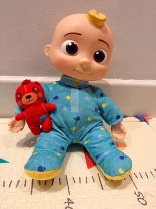 Muñeco Cocomelon con Sonido
