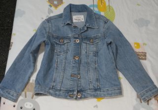 Anorak, chubasquero y chaqueta vaquera