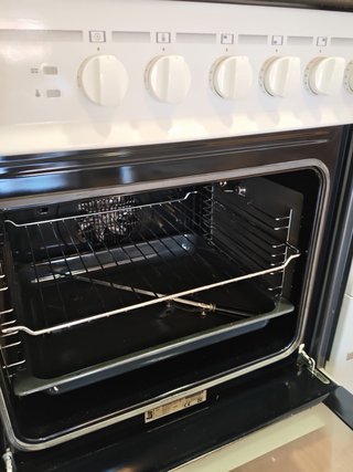 Horno y placa vitrocerámica Teka