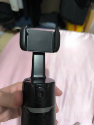 Trípode seguimiento facial con mando