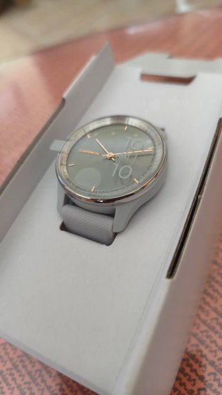 Relog Garmin vívomove Trend