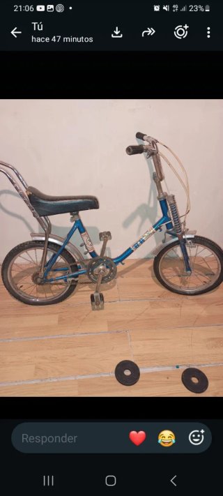 Bicicleta BH infantil antigua para restaurar