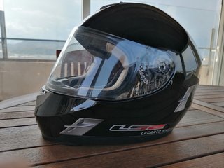 Casco de moto integral negro