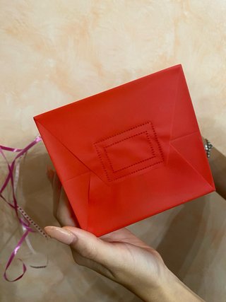 Busta regalo rossa