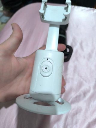 Trípode seguimiento facial con mando