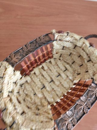 Cesta Decorativa Mimbre y Metal