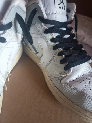 Jordan 1 Blancas y Negras