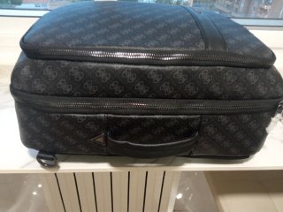Maleta Guess Negra Monograma