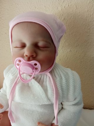 Muñeca Reborn Realista Durmiendo con Cuerpo Vinilo