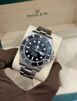 Rolex Submariner 126610LN