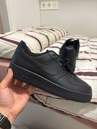 Nike Air Force 1 Negras