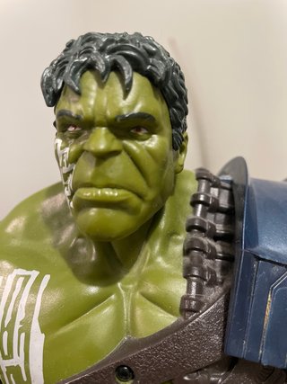 Hulk Gladiador Marvel Ragnarok Figura