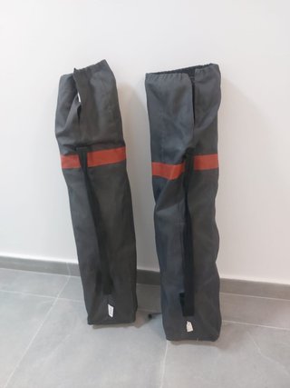 2 Camas de camping plegables. Precio por unidad