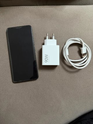 POCO F6 5G 12/512 GB