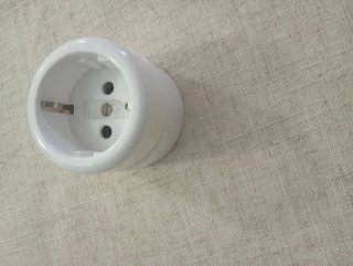 2 enchufes y 1 interruptor