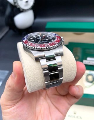 Rolex GMT-Master II 126710BLRO