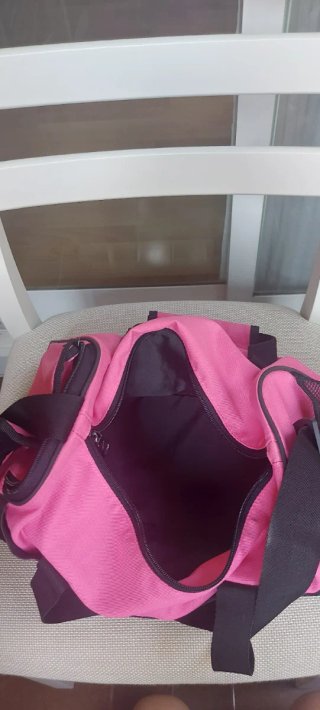 Bolsa deportiva Adidas infantil rosa.A-17cm L-37c