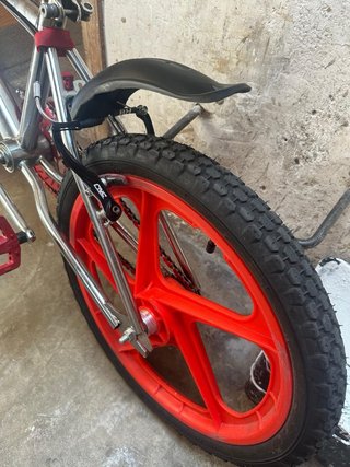 Bicicleta BMX restaurada