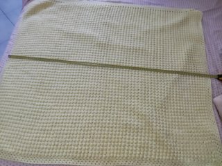 Coperta lana gialla per neonato