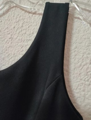 Vestido negro básico Inside