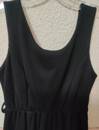 Vestido negro básico Inside