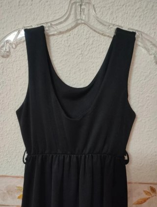 Vestido negro básico Inside