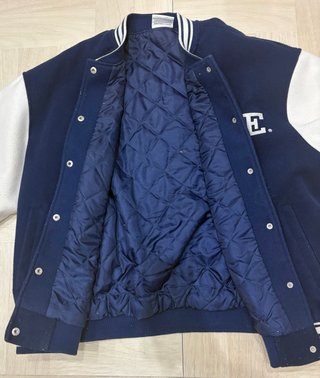 Chaqueta YALE