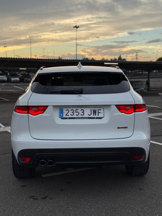 Jaguar F-Pace 2.0L i4D 132kW R-Sport Auto