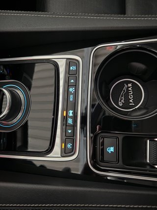 Jaguar F-Pace 2.0L i4D 132kW R-Sport Auto