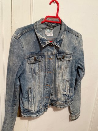 Chaqueta tejana Bershka azul talla M