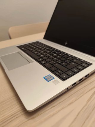 HP 840 G5 16GB RAM 256GB SSD Windows 11  Garantía