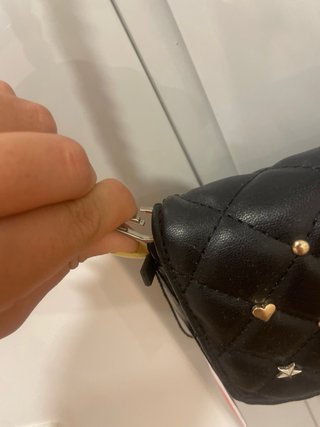 Bolso negro cuero con estrellas