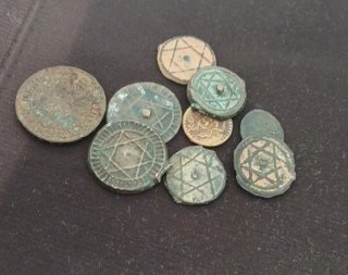 Monedas antiguas con estrella de David