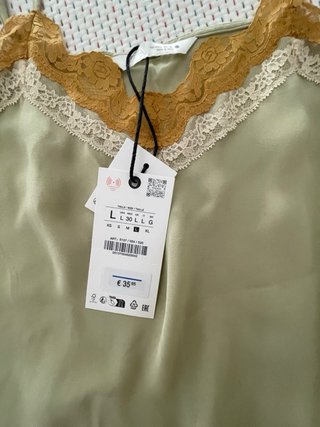 Top Zara encaje beige y verde Talla M/L