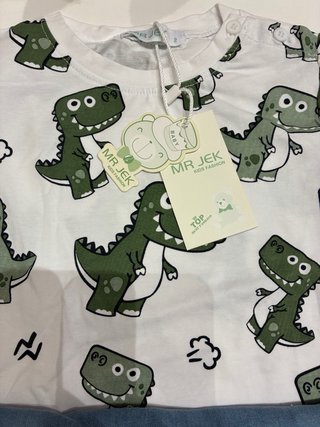 Conjunto Peto Vaquero Bebé Dinosaurios