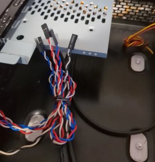 Caja Mini-ITX con PSU - Para Projectos/Homelab