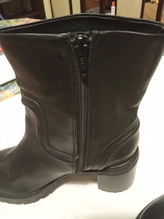 Botas de cuero negras para mujer
