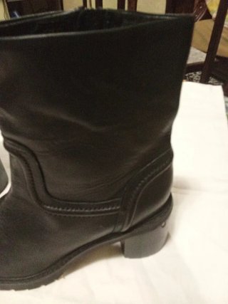 Botas de cuero negras para mujer
