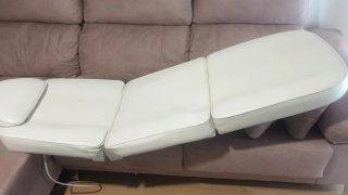 Mueble barbería con espejo completo y camilla