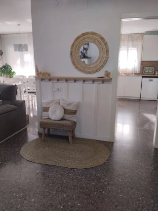 CASA,TERRENO,PISCINA, GARAJE, CALEFACCIÓN.