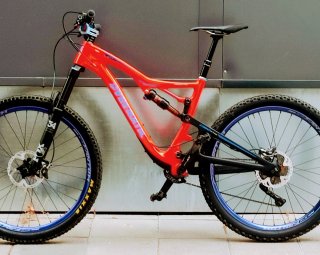Bicicleta Enduro Pyrenatic Bucardo 27.5 Carbono M
