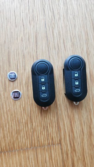 2 Chaves Fiat 500 Punto Panda