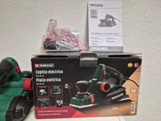 Cepillo Eléctrico Parkside PEH30C3 750W Madera