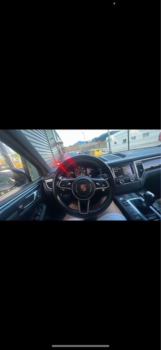 Porsche Macan 2015