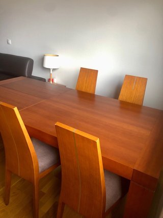 Mesa comedor madera Indesan + 4 sillas