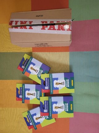 5 Cajas Cromos Mundial Panini 2026. PRECINTADAS.