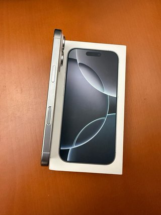 iPhone 16 Pro 256GB Negro/Gris